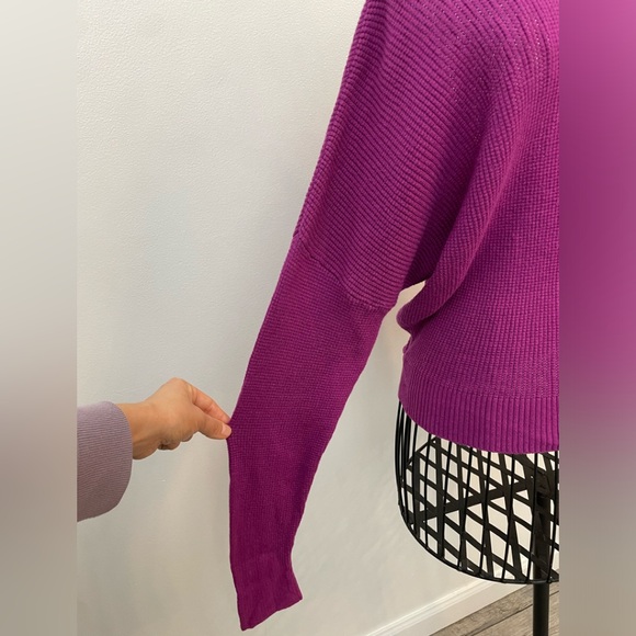 2 way purple top size S - Picture 5 of 8